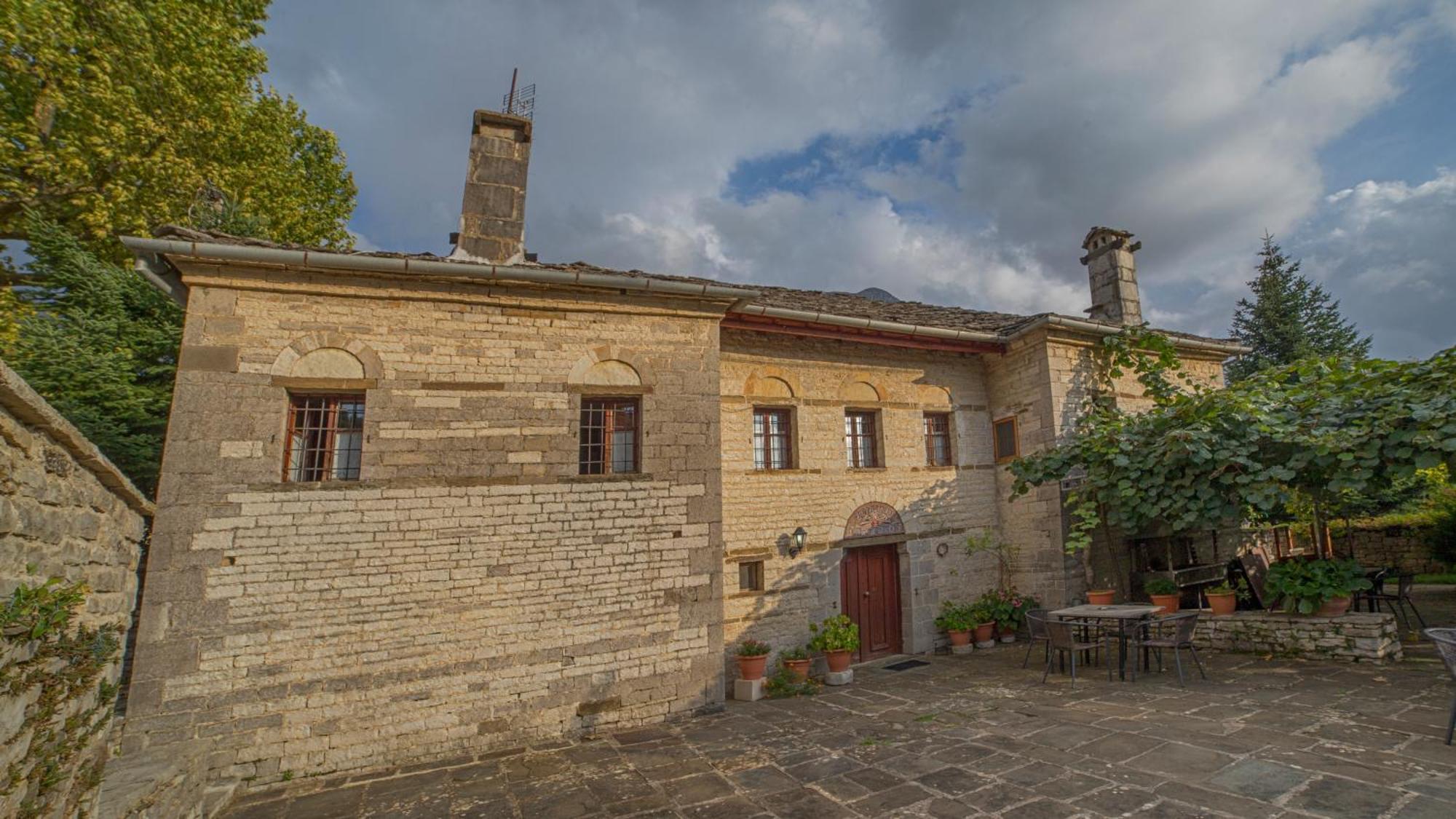 Astraka Guesthouse I Papingo Exterior foto